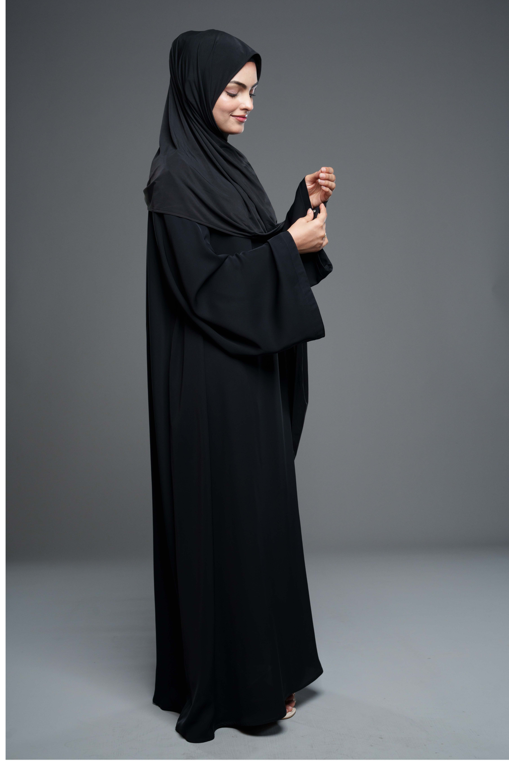 Noor Abaya – Sort