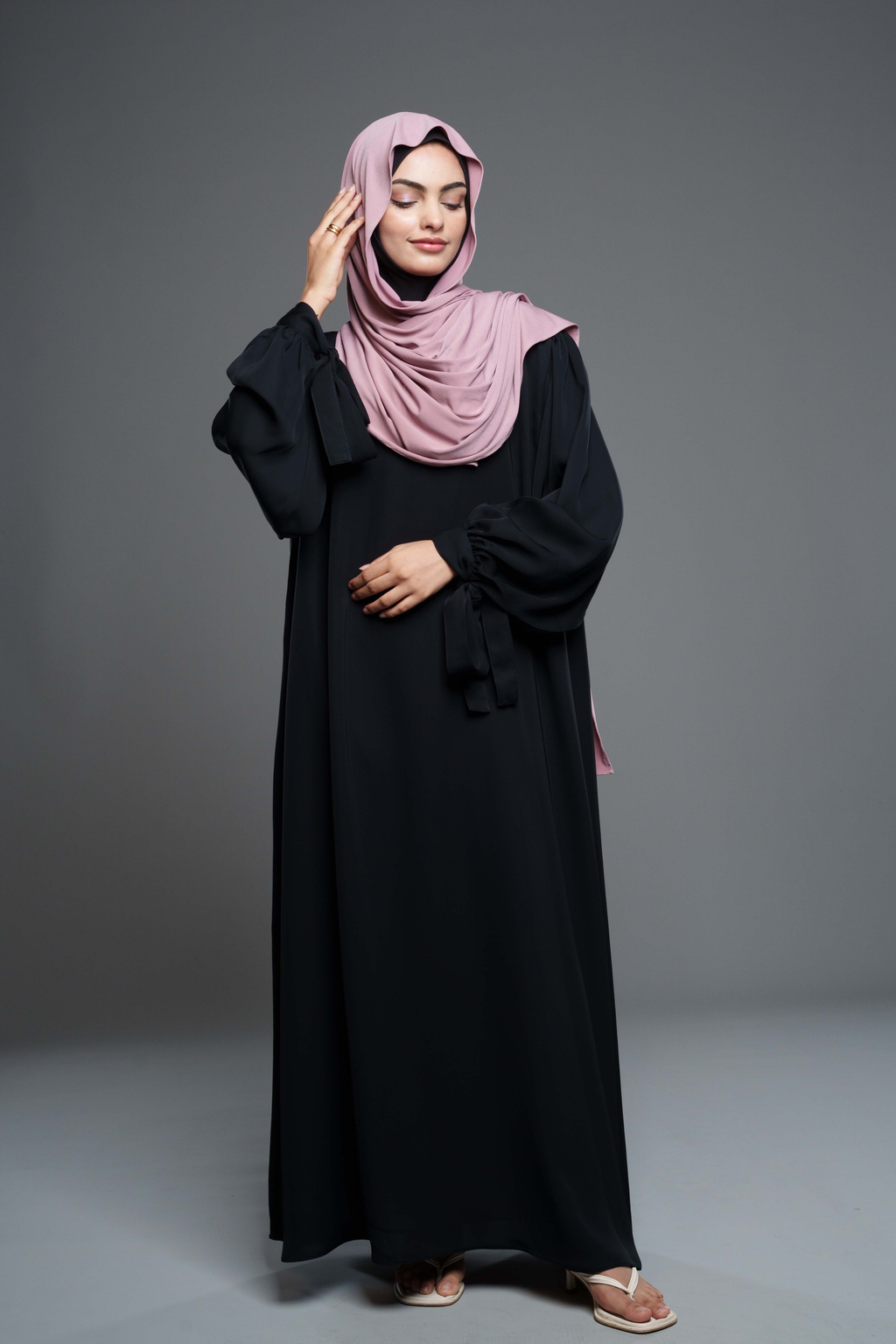 Aya Abaya – Sort