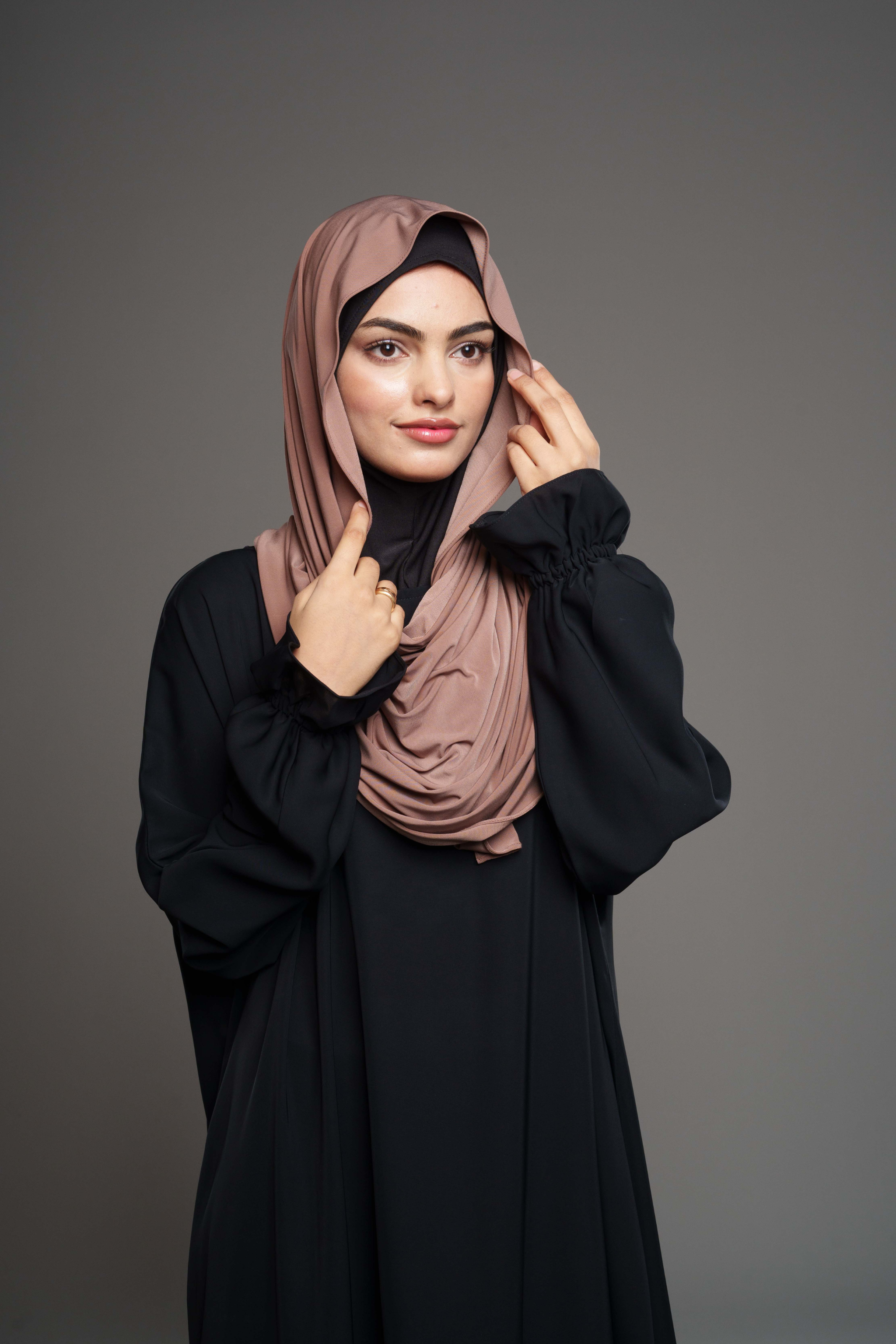 Premium Jersey Hijab – Brun