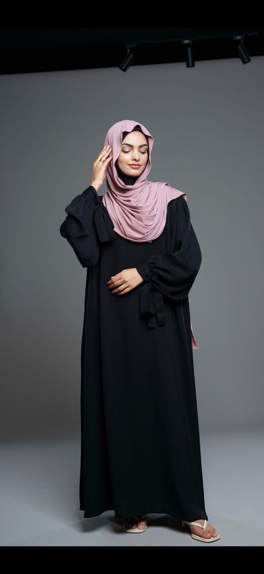 Aya Abaya – Sort