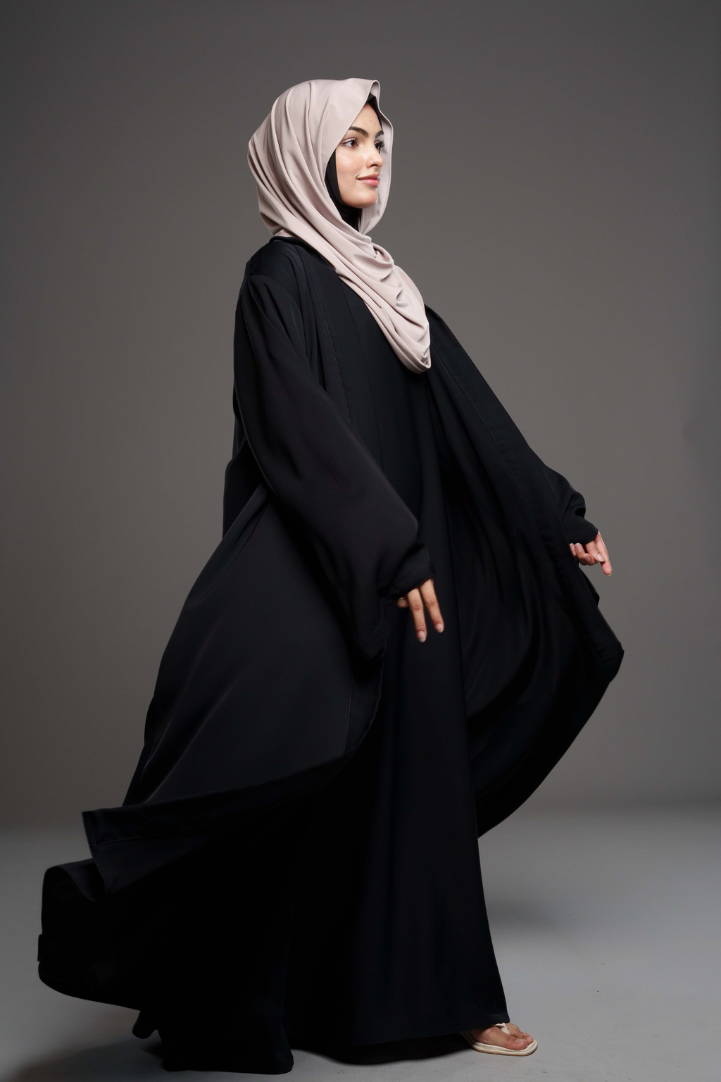 Deen 2-delt Abaya kjole – sort