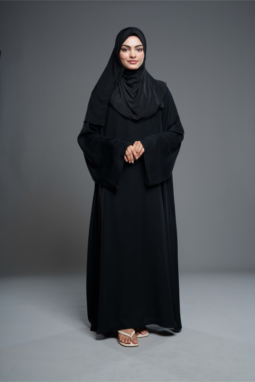 Noor Abaya – Sort