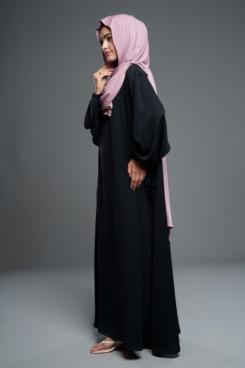 Aya Abaya – Sort