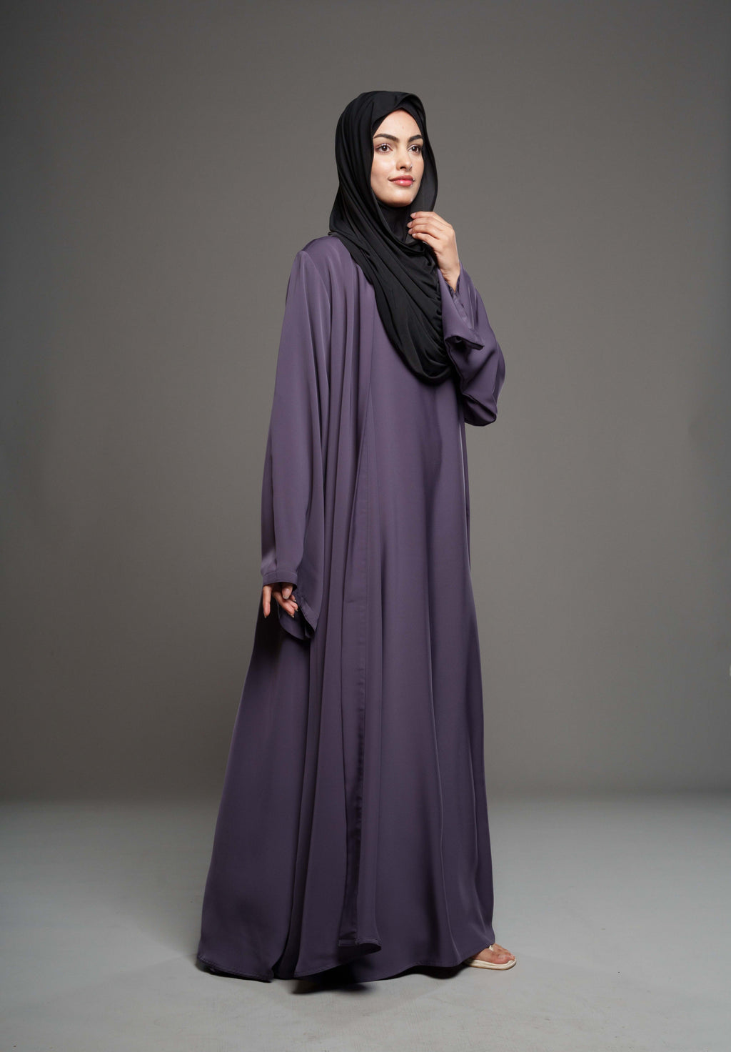 Deen 2-delt Abaya – Charcoal